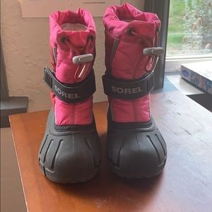 Girls sorel snow boots size 8 kids